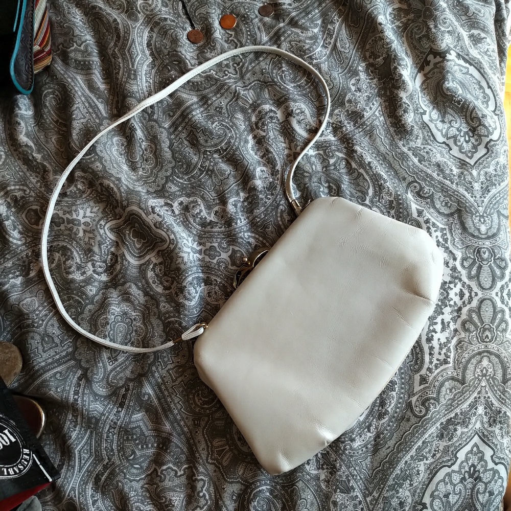 Vintage white leather purse - Picture 4 of 5